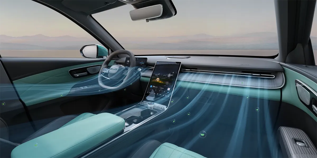 Aliran udara AC dari Intelligent Climate Control System di Interior mobil Lepas L8.